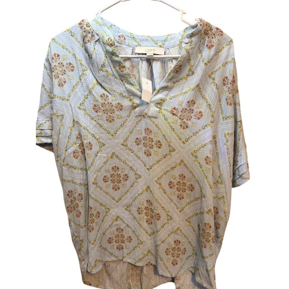 LOFT Womens Light Blue Medallion Print V-Neck Blouse Short Sleeve Top Large NWT